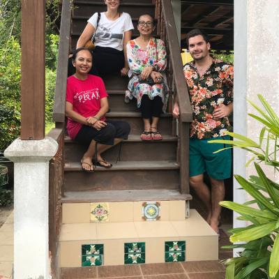 A group photo to mark the beginning of our Lenggong adventure. 