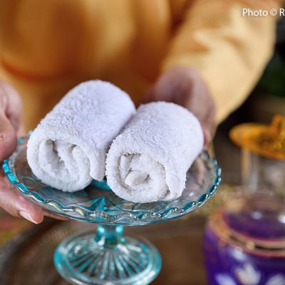 Refreshment towels to freshen up upon arrival.